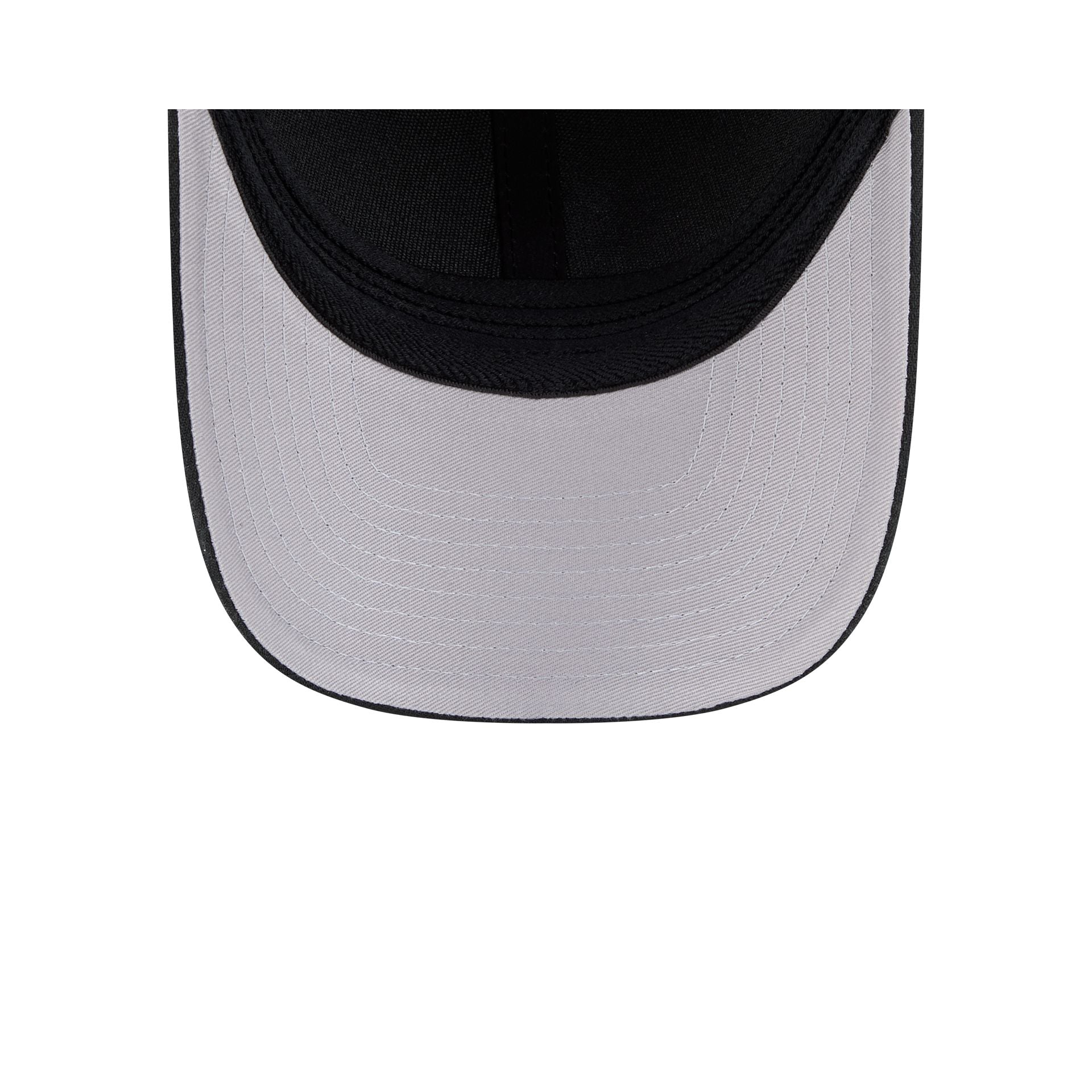 https://cdn.shopify.com/s/files/1/0601/2554/4675/files/60772482_39THIRTYMC_CHS39THIRTYMC30193_CHIWHI_WHI_UV.jpg?v=1768423659