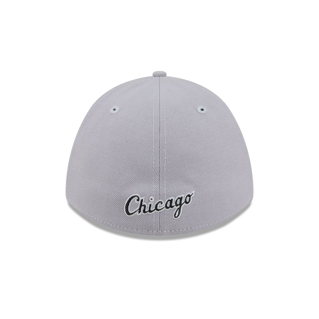 https://cdn.shopify.com/s/files/1/0601/2554/4675/files/60772516_39THIRTYMC_CHS39THIRTYMC30193_CHIWHI_OTC_R.jpg?v=1768423661