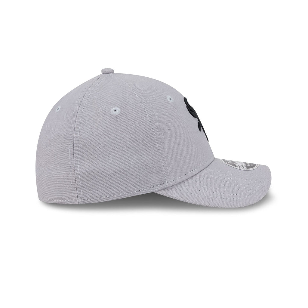 https://cdn.shopify.com/s/files/1/0601/2554/4675/files/60772516_39THIRTYMC_CHS39THIRTYMC30193_CHIWHI_OTC_RSIDE.jpg?v=1768423661
