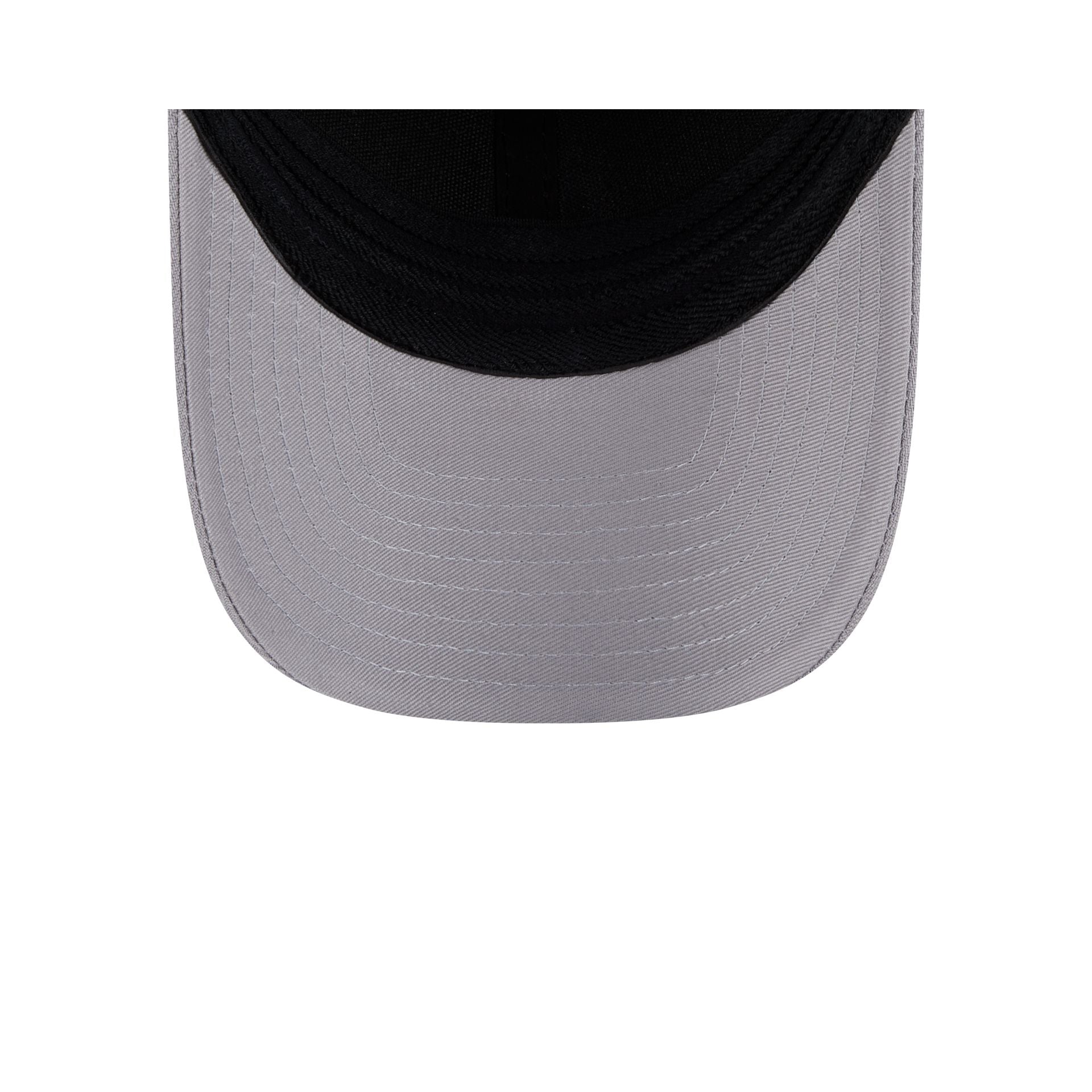 https://cdn.shopify.com/s/files/1/0601/2554/4675/files/60772517_39THIRTYMC_CHS39THIRTYMC30193_BOSRED_OTC_UV.jpg?v=1768423658