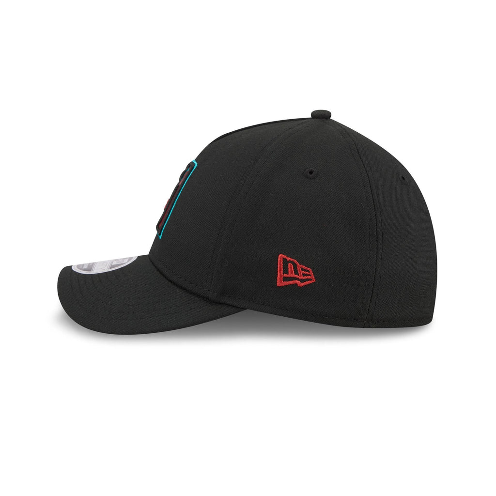 https://cdn.shopify.com/s/files/1/0601/2554/4675/files/60772541_39THIRTYMCAF_CHS39THIRTYMCAF30194_ARIDIA_OTC_LSIDE.jpg?v=1768423657