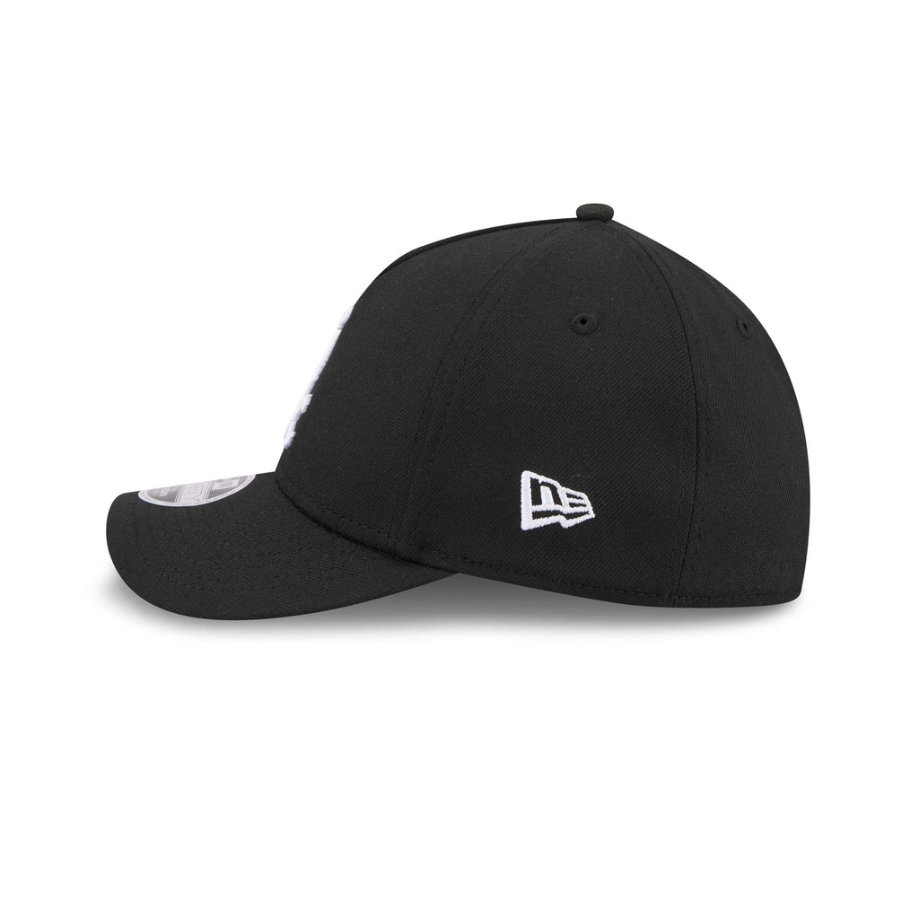 https://cdn.shopify.com/s/files/1/0601/2554/4675/files/60772549_39THIRTYMCAF_CHS39THIRTYMCAF30194_CHIWHI_OTC_LSIDE.jpg?v=1768423655