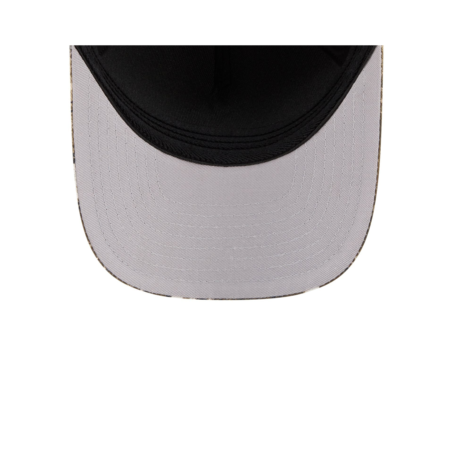 https://cdn.shopify.com/s/files/1/0601/2554/4675/files/60772586_39THIRTYMCAF_CHS39THIRTYMCAF30194_BOSRED_RTE_UV.jpg?v=1768423660