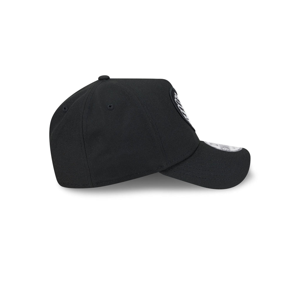 https://cdn.shopify.com/s/files/1/0601/2554/4675/files/60832734_9FORTYAF_LifestyleEnergy_ATLBRA_BLK_RSIDE.jpg?v=1759858797