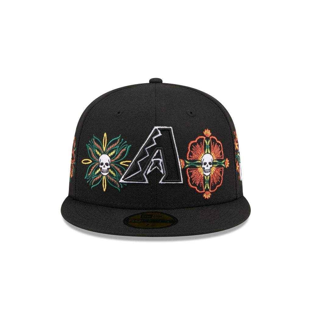 https://cdn.shopify.com/s/files/1/0601/2554/4675/files/60832774_59FIFTY_LifestyleEnergy_ARIDIA_BLK_F.jpg?v=1760914191
