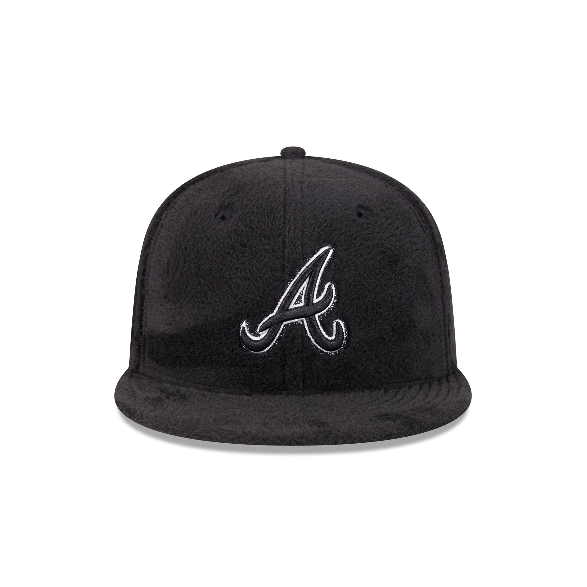 https://cdn.shopify.com/s/files/1/0601/2554/4675/files/60832815_59FIFTY_LifestyleEnergy_ATLBRA_BLK_F.jpg?v=1764616396