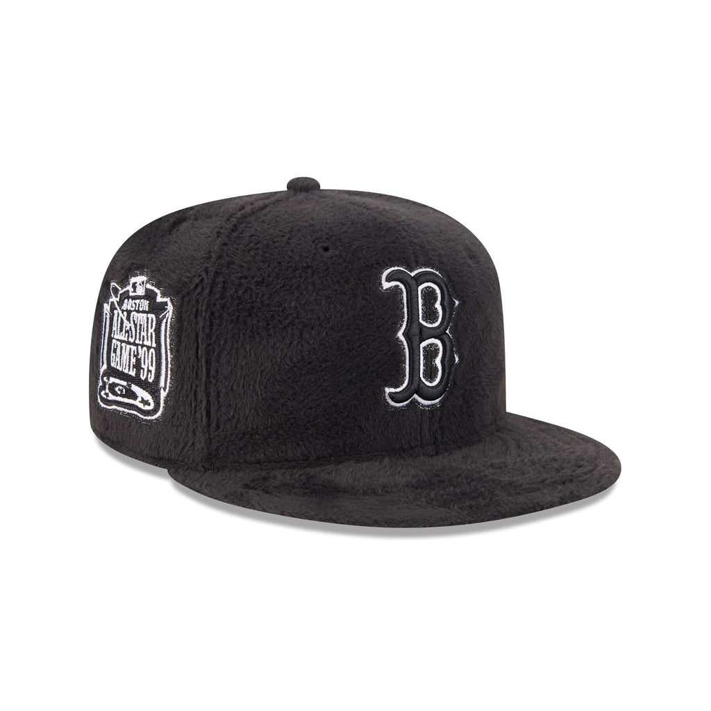 https://cdn.shopify.com/s/files/1/0601/2554/4675/files/60832816_59FIFTY_LifestyleEnergy_BOSRED_BLK_3QR.jpg?v=1764616395