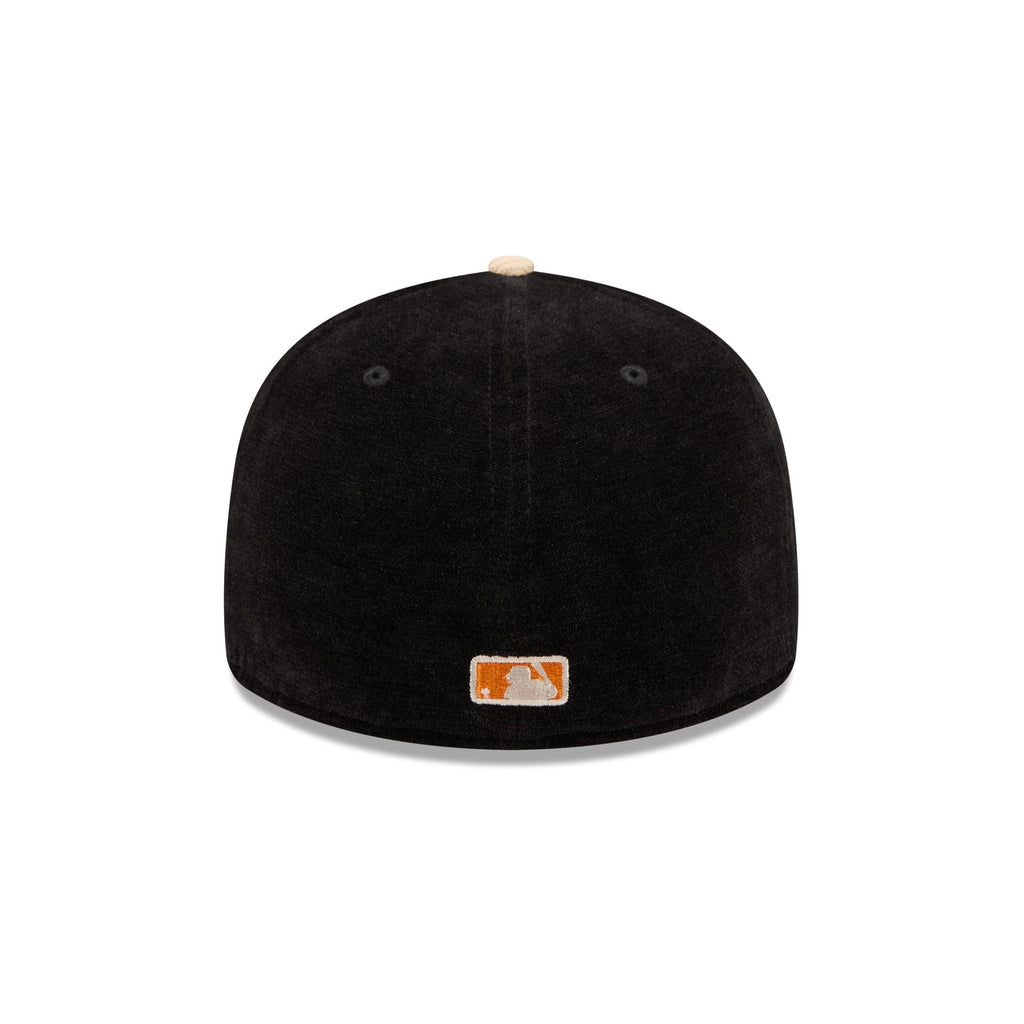 https://cdn.shopify.com/s/files/1/0601/2554/4675/files/60832892_LP59FIFTY_LifestyleEnergy_CHIWHI_BLK_R.jpg?v=1761845491