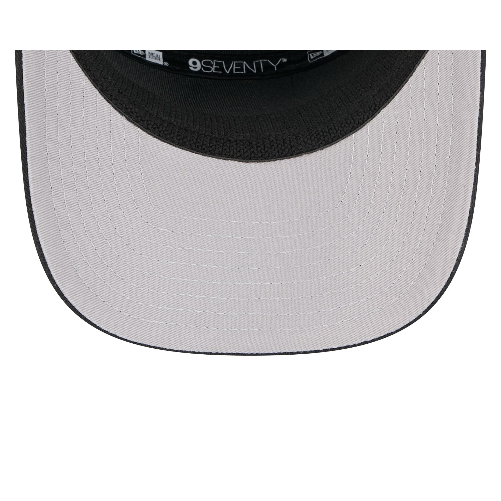 https://cdn.shopify.com/s/files/1/0601/2554/4675/files/60840284_9SEVENTYSP_QS970SP30411_CHIWHI_OTC_UV.jpg?v=1763396920