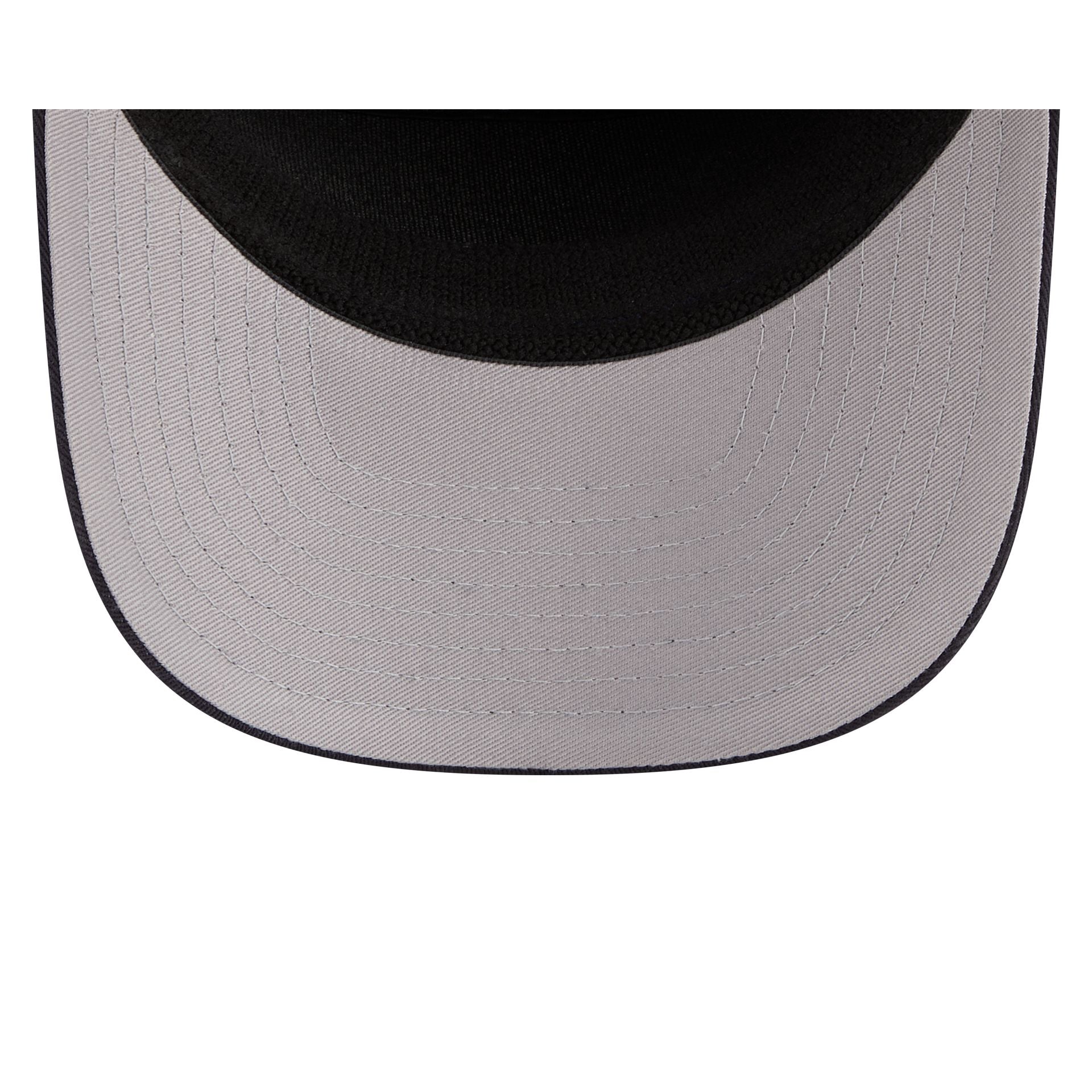 https://cdn.shopify.com/s/files/1/0601/2554/4675/files/60840624_9SEVENTYSP_QS970SP30413_BOSRED_OTC_UV.jpg?v=1763396912