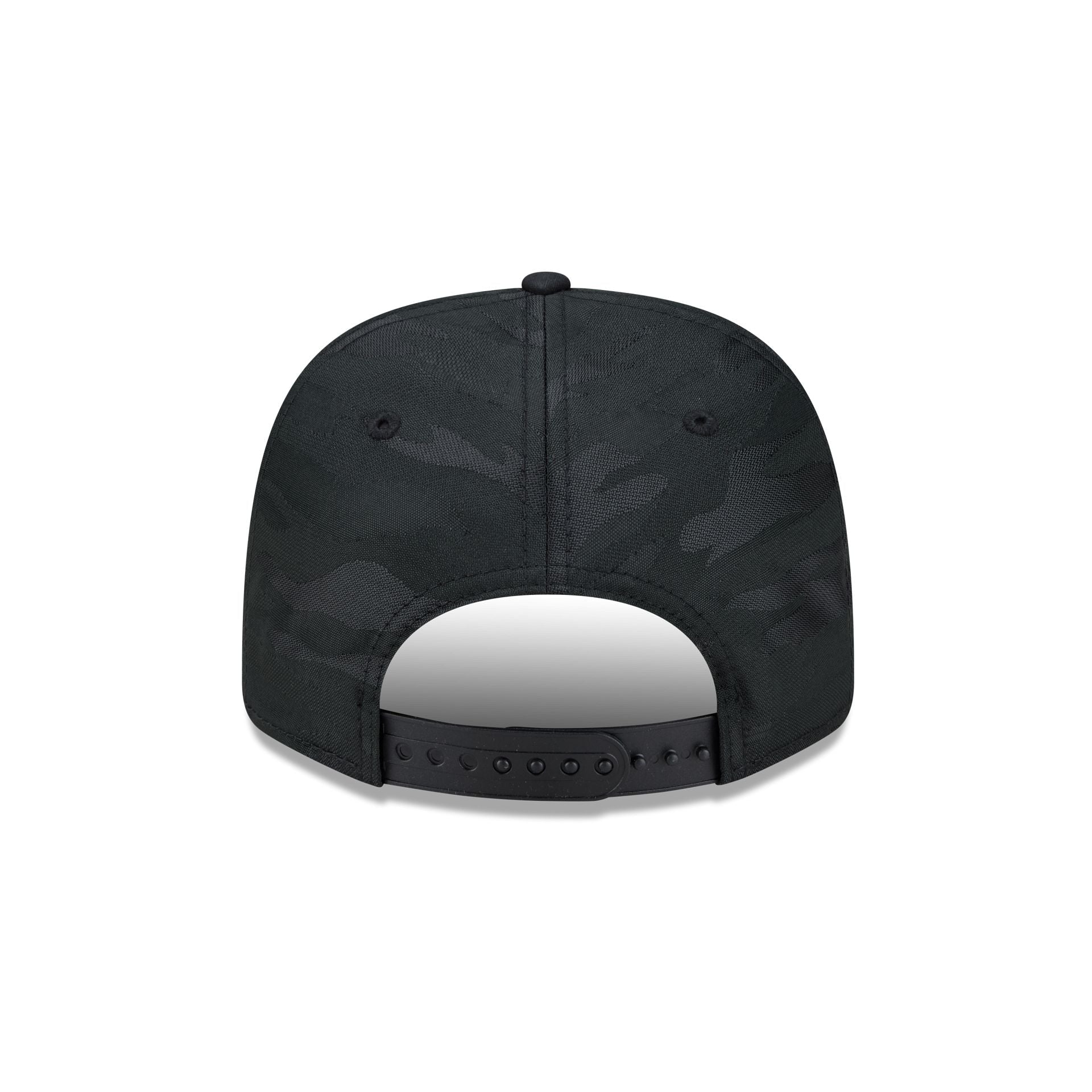 https://cdn.shopify.com/s/files/1/0601/2554/4675/files/60840686_9SEVENTYSP_QS970SP30414_BOSRED_BLK_R.jpg?v=1763397055