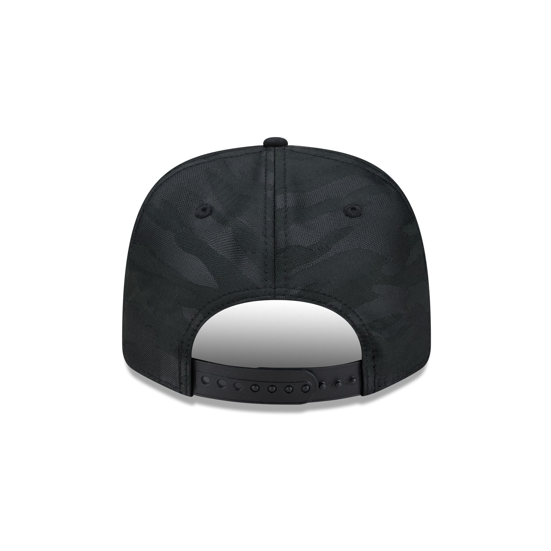 https://cdn.shopify.com/s/files/1/0601/2554/4675/files/60840691_9SEVENTYSP_QS970SP30414_CHIWHI_BLK_R.jpg?v=1763397053