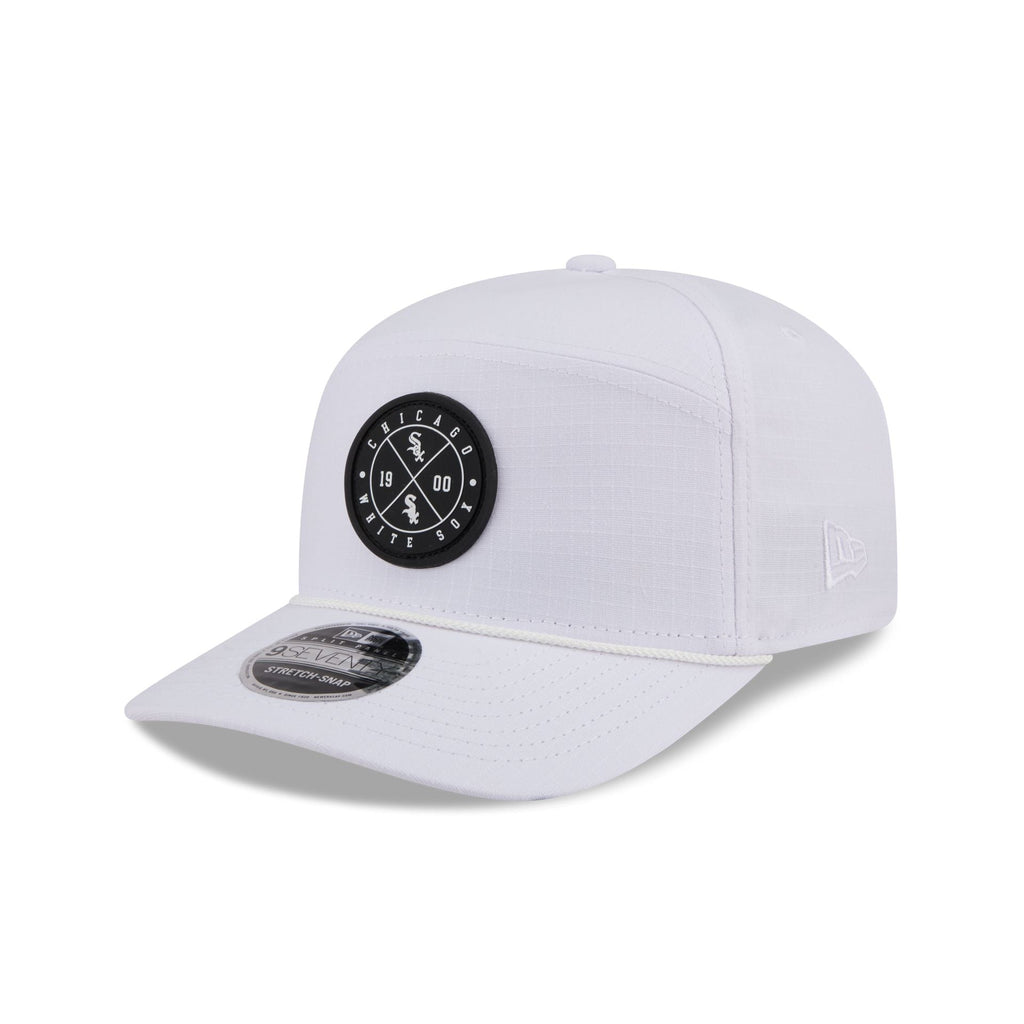 https://cdn.shopify.com/s/files/1/0601/2554/4675/files/60840801_9SEVENTYSP_QS970SP30415_CHIWHI_WHI_3QL.jpg?v=1763396921