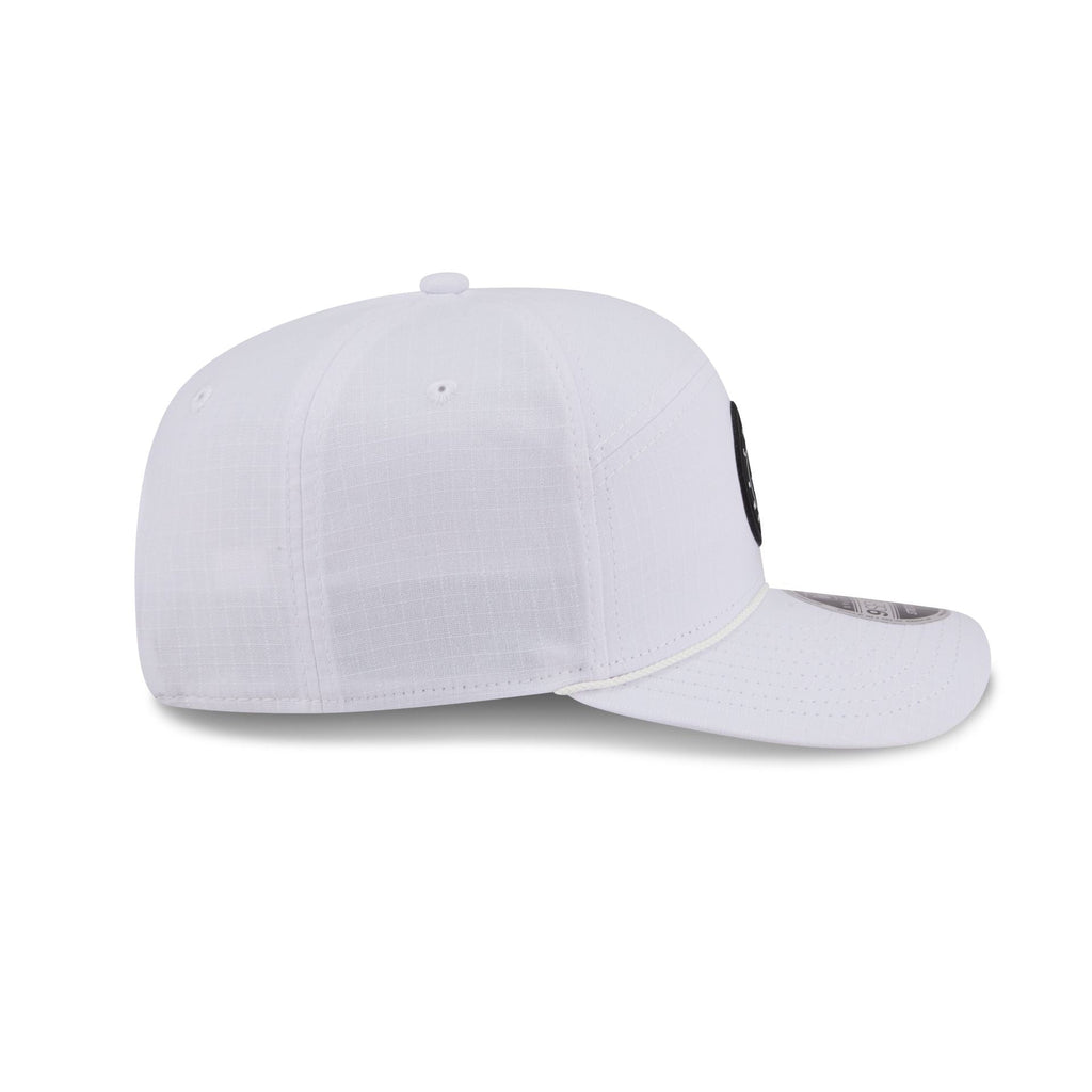 https://cdn.shopify.com/s/files/1/0601/2554/4675/files/60840801_9SEVENTYSP_QS970SP30415_CHIWHI_WHI_RSIDE.jpg?v=1763396921