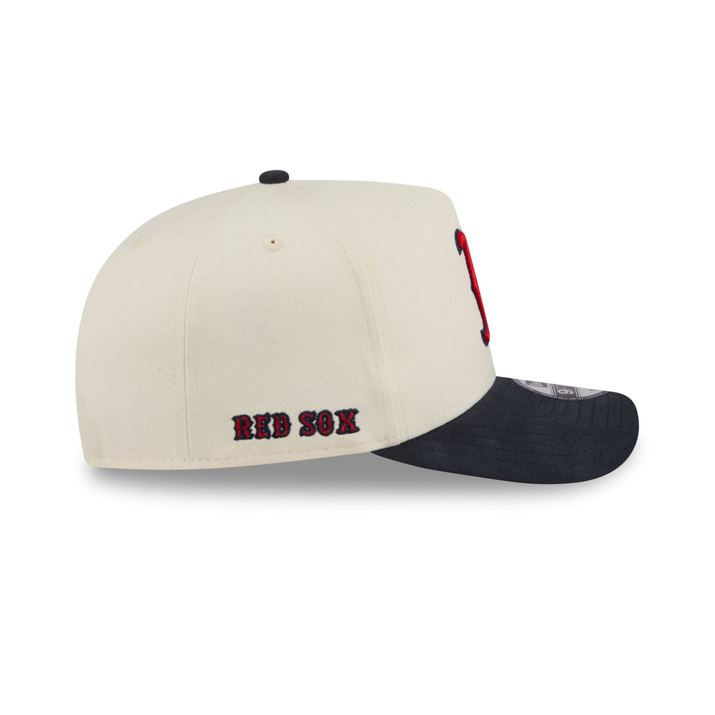 https://cdn.shopify.com/s/files/1/0601/2554/4675/files/60842283_9FIFTYAF_CC950AFPC30809_BOSRED_CHW_RSIDE.jpg?v=1763569071