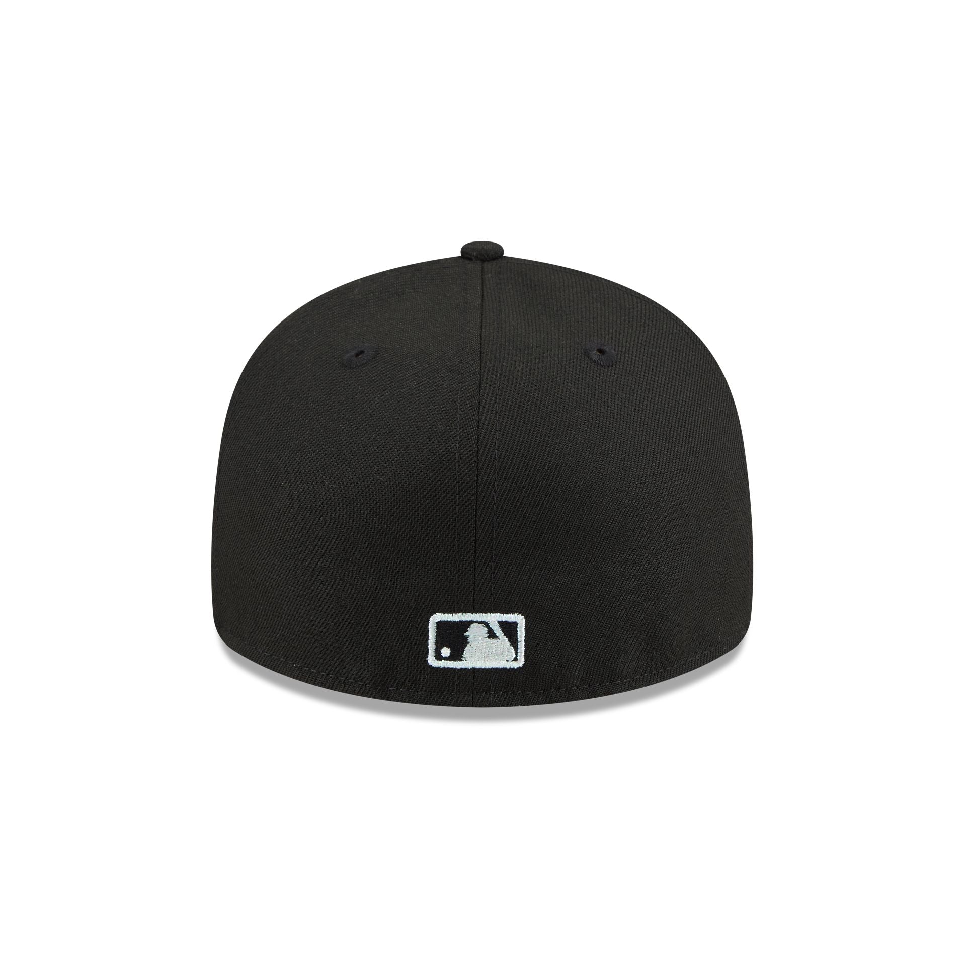 https://cdn.shopify.com/s/files/1/0601/2554/4675/files/60842299_59FIFTY_CC59FIFTYPC30808_ATLBRA_BLK_R.jpg?v=1763569072