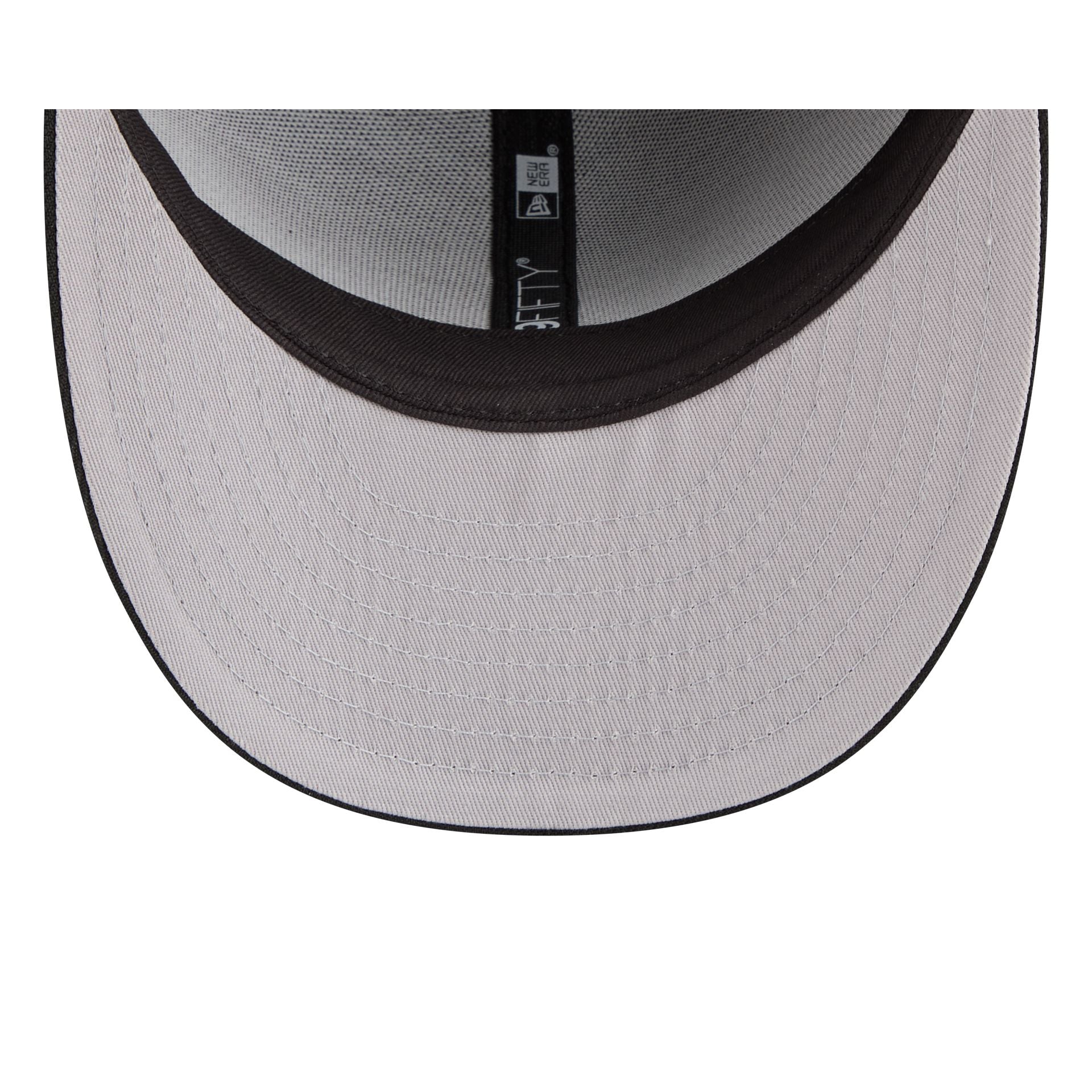 https://cdn.shopify.com/s/files/1/0601/2554/4675/files/60842299_59FIFTY_CC59FIFTYPC30808_ATLBRA_BLK_UV.jpg?v=1763569072