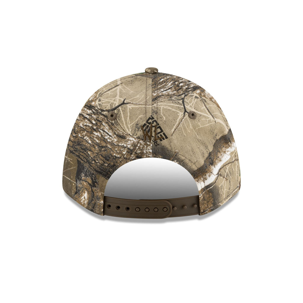 https://cdn.shopify.com/s/files/1/0601/2554/4675/files/60846842_9FORTYMCAF_COLLAB25_MLBXWARRENLOTAS_BOSRED_CAMO_R.jpg?v=1759501577