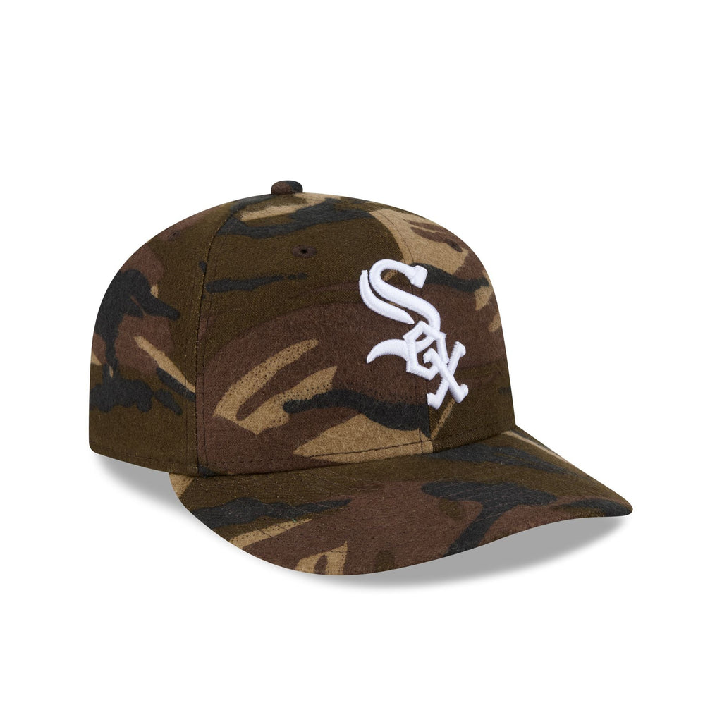 https://cdn.shopify.com/s/files/1/0601/2554/4675/files/60847075_59FIFTY_CC59FIFTYPC32422_CHIWHI_XCM_3QR.jpg?v=1763569074