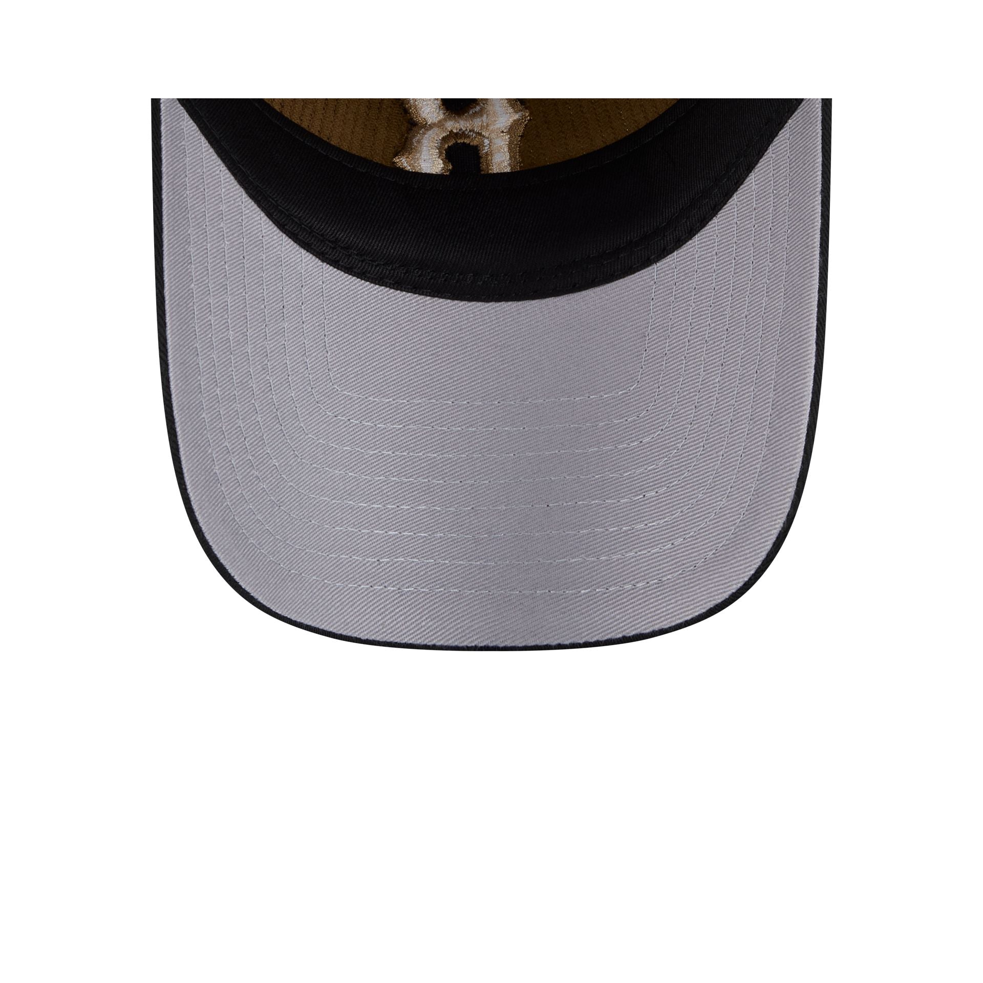 https://cdn.shopify.com/s/files/1/0601/2554/4675/files/60847084_9TWENTY_CC9TWENTY32424_BOSRED_BLK_UV.jpg?v=1763569073
