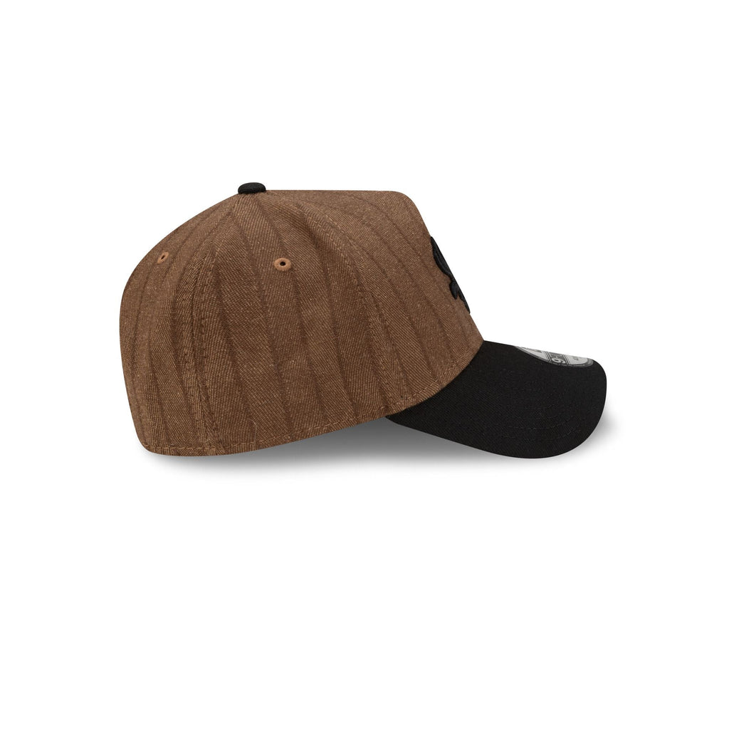 https://cdn.shopify.com/s/files/1/0601/2554/4675/files/60847091_9FOFRTYAF_COMPLEXCON_25_CHIWHI_C2_A0_TIR_RSIDE.jpg?v=1763569072