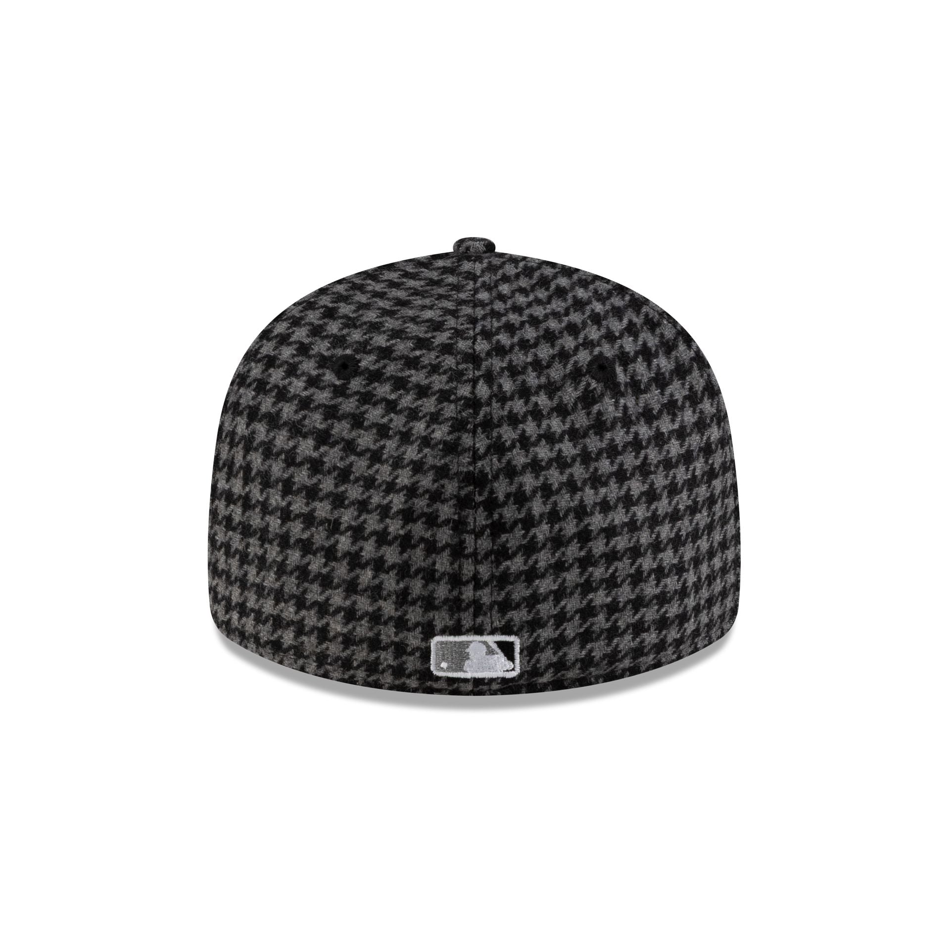 https://cdn.shopify.com/s/files/1/0601/2554/4675/files/60847330_LP59FIFTY_INTL25_EMEA_NOVCUSTOMS_CHIWHI_GRAY_R.jpg?v=1767715959