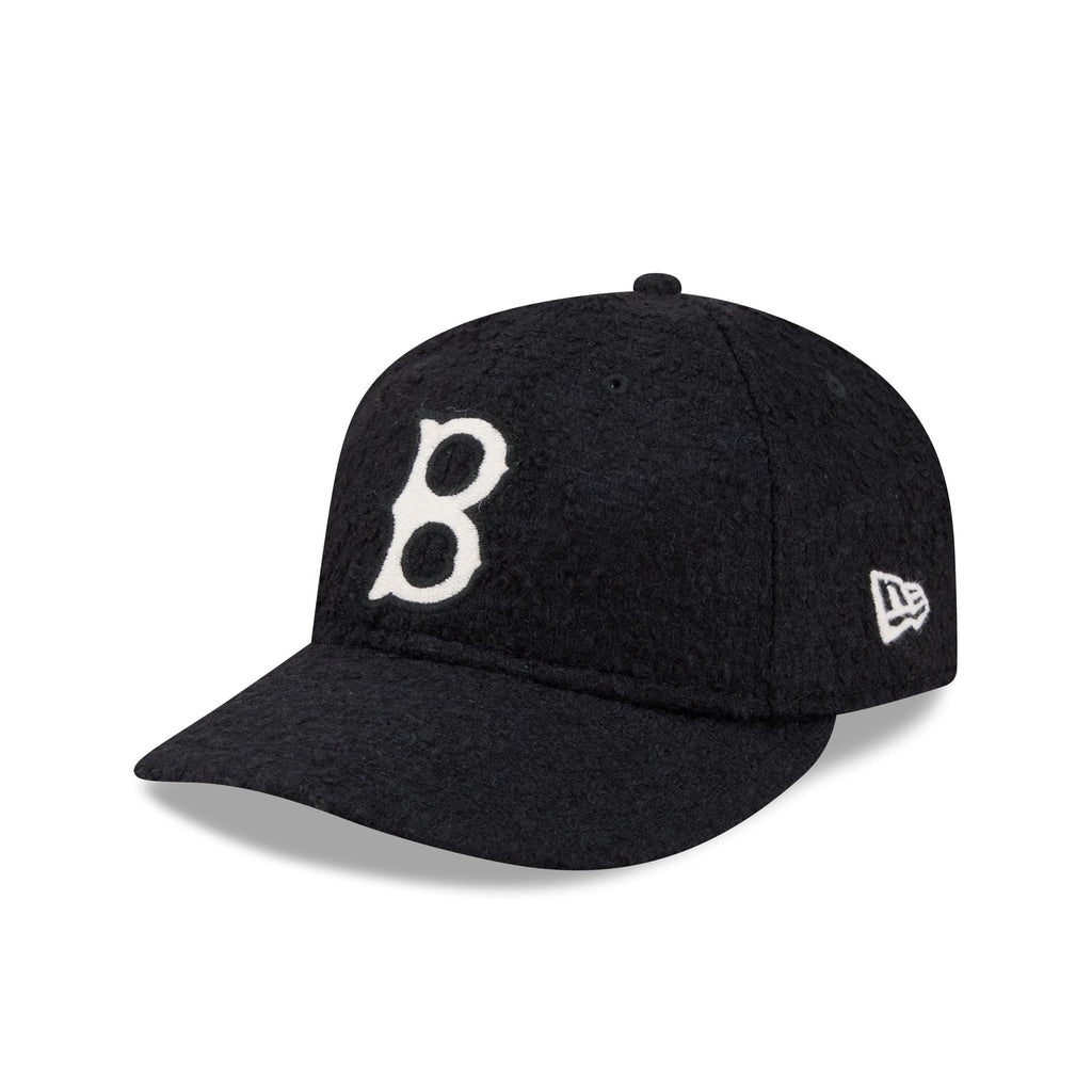 https://cdn.shopify.com/s/files/1/0601/2554/4675/files/60852039_RC9FIFTY_LifestyleEnergy_BOSRED_NAV_3QL.jpg?v=1768341460