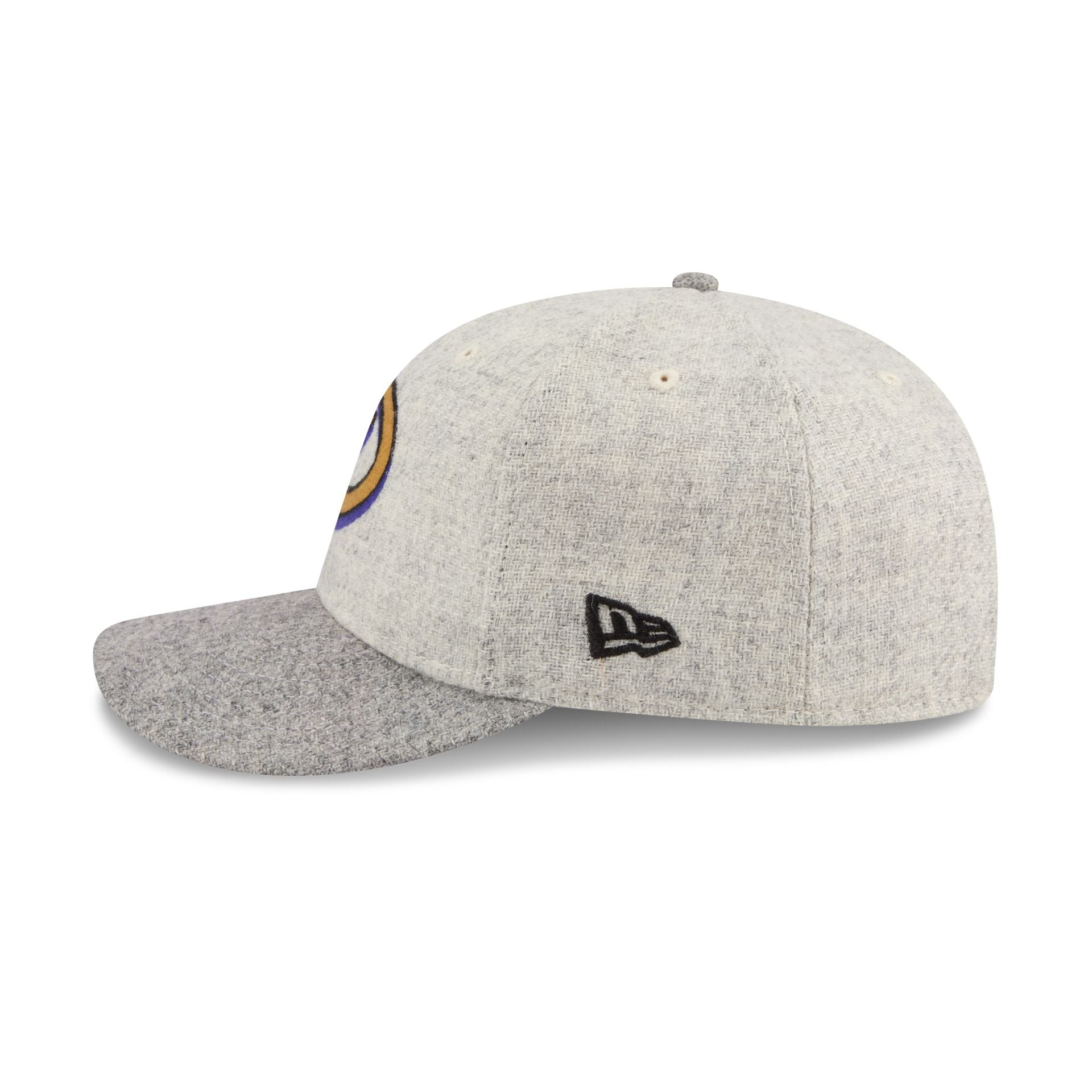 https://cdn.shopify.com/s/files/1/0601/2554/4675/files/60852069_59FIFTY_LifestyleEnergy_ARIDIA_STN_LSIDE.jpg?v=1768341461