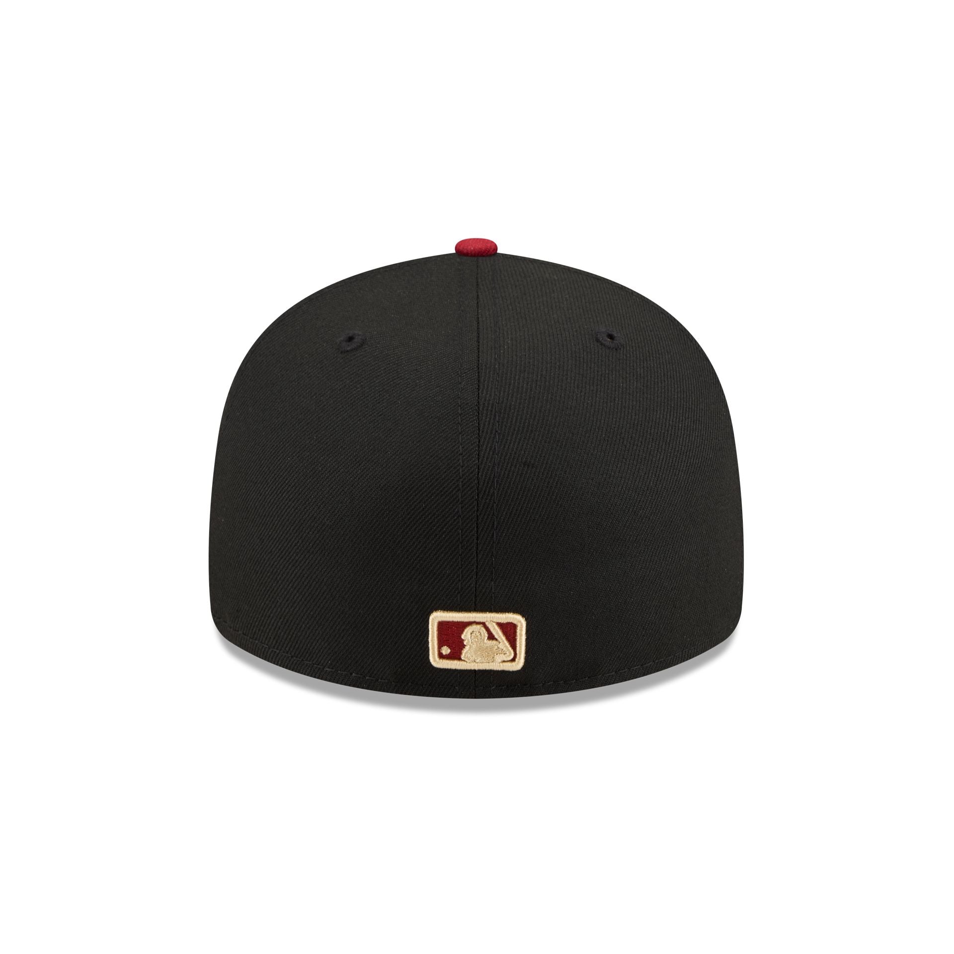 https://cdn.shopify.com/s/files/1/0601/2554/4675/files/60852173_59FIFTY_LifestyleEnergy_BOSRED_BLK_R.jpg?v=1769617724