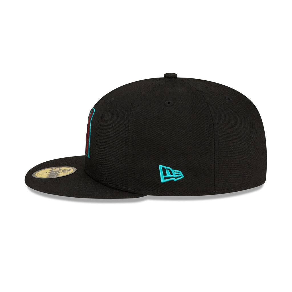 https://cdn.shopify.com/s/files/1/0601/2554/4675/files/70784980_70784986_59FIFTY_ACALT_ARIDIA_BLKBLK_LSIDE.jpg?v=1699481202