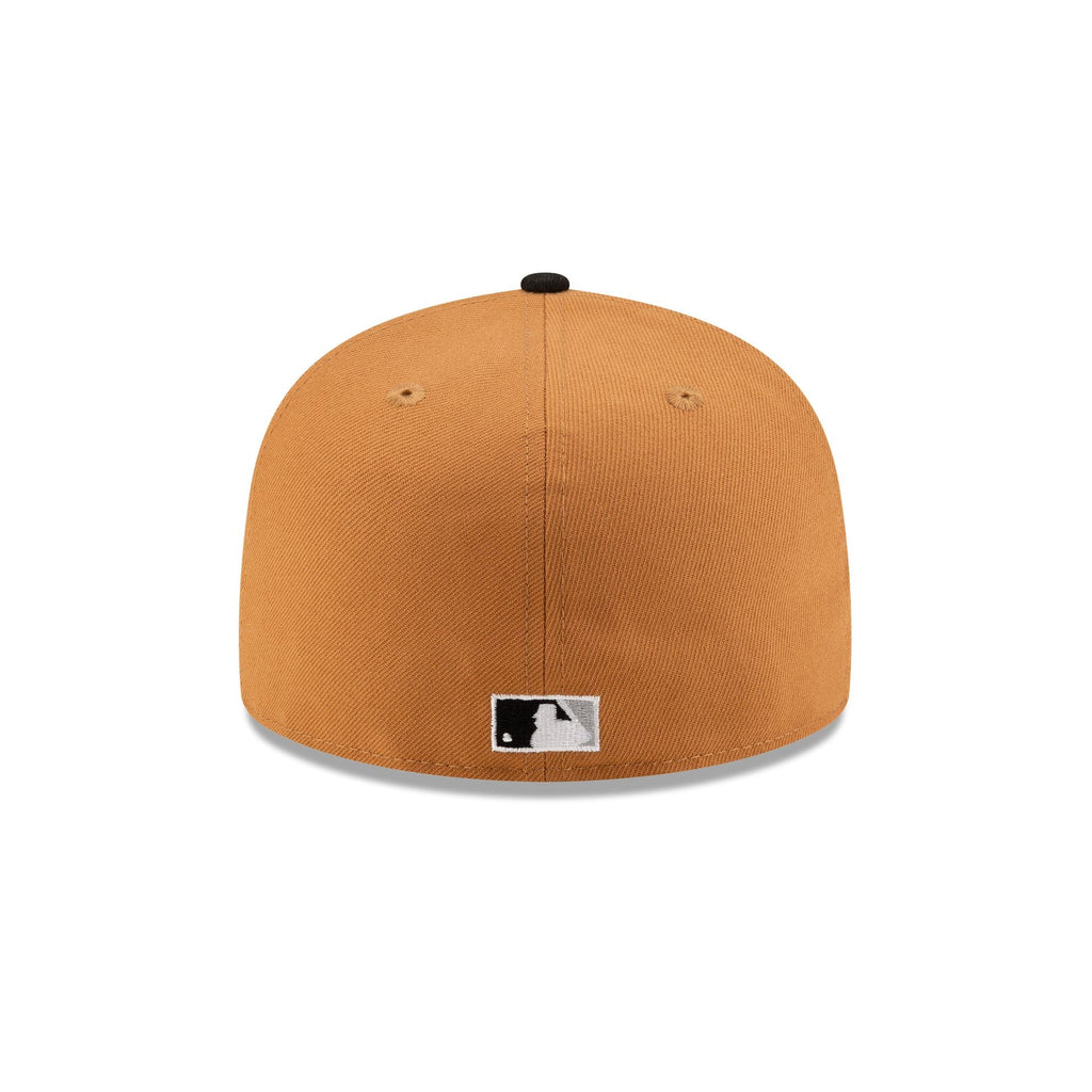 https://cdn.shopify.com/s/files/1/0601/2554/4675/files/70873132_59FIFTY_MLBMINIMASCOT_CHIWHICO_BRN_R.jpg?v=1719412092