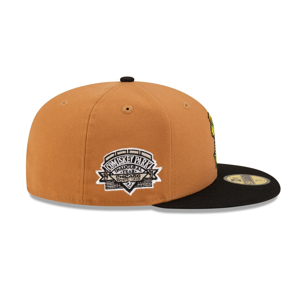 https://cdn.shopify.com/s/files/1/0601/2554/4675/files/70873132_59FIFTY_MLBMINIMASCOT_CHIWHICO_BRN_RSIDE.jpg?v=1719412092