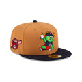 https://cdn.shopify.com/s/files/1/0601/2554/4675/files/70873188_59FIFTY_MLBMINIMASCOT_BOSRED_BRN_3QR.jpg?v=1719412088