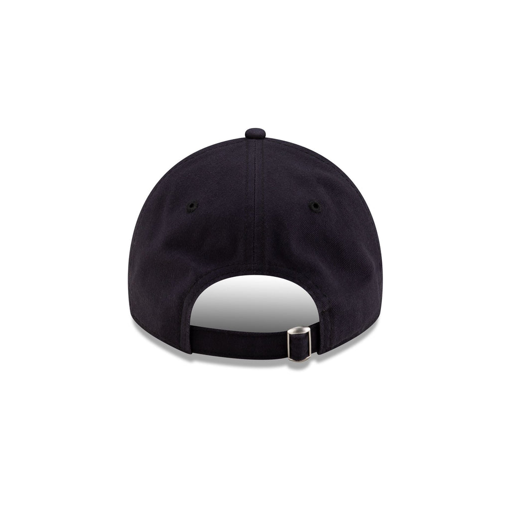 https://cdn.shopify.com/s/files/1/0601/2554/4675/files/70873628_9TWENTY_MLBMINIMASCOT_BOSRED_NAV_R.jpg?v=1719412090