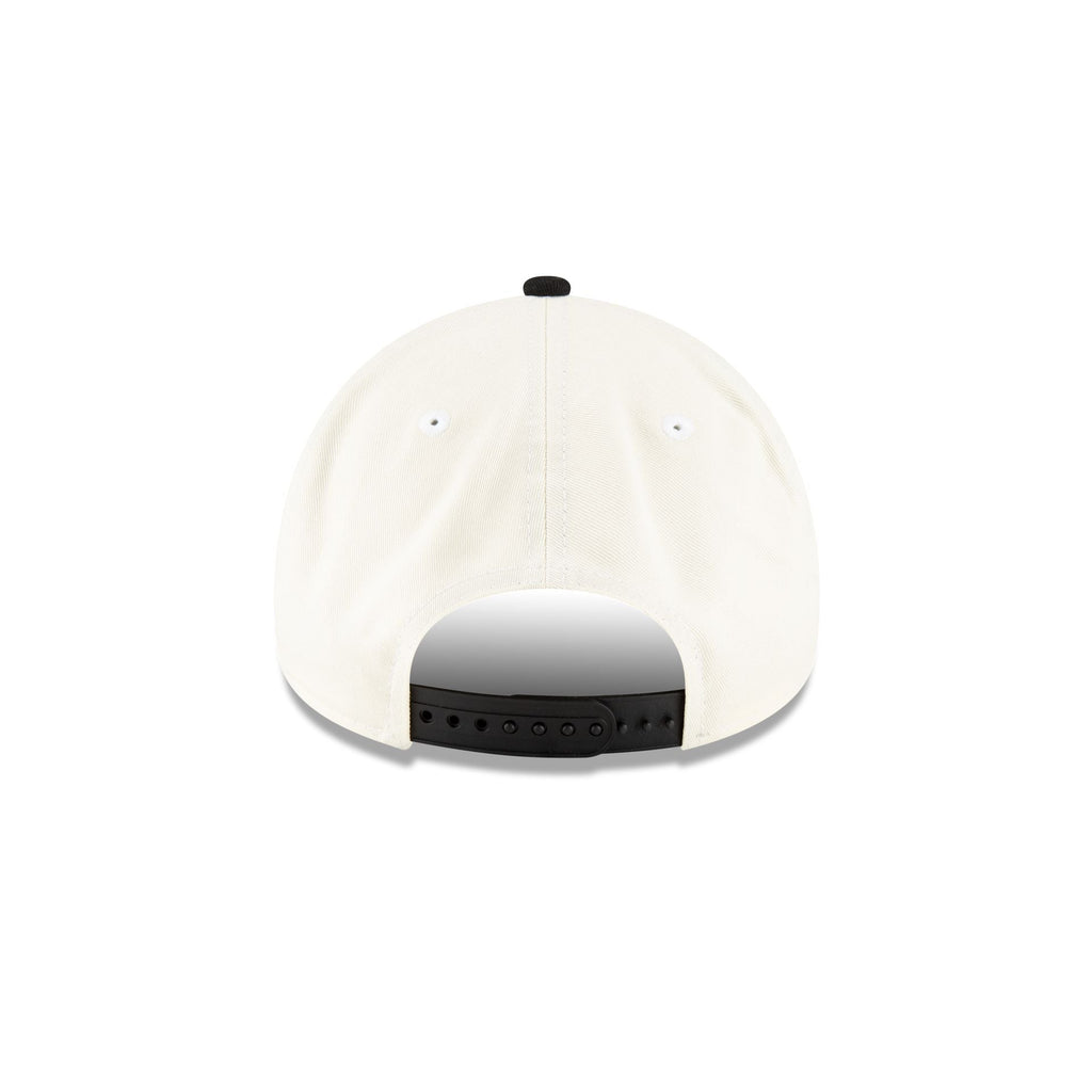 https://cdn.shopify.com/s/files/1/0601/2554/4675/files/70873716_9FORTYAF_MLBMINIMASCOT_ARIDIA_WHT_R.jpg?v=1719412082