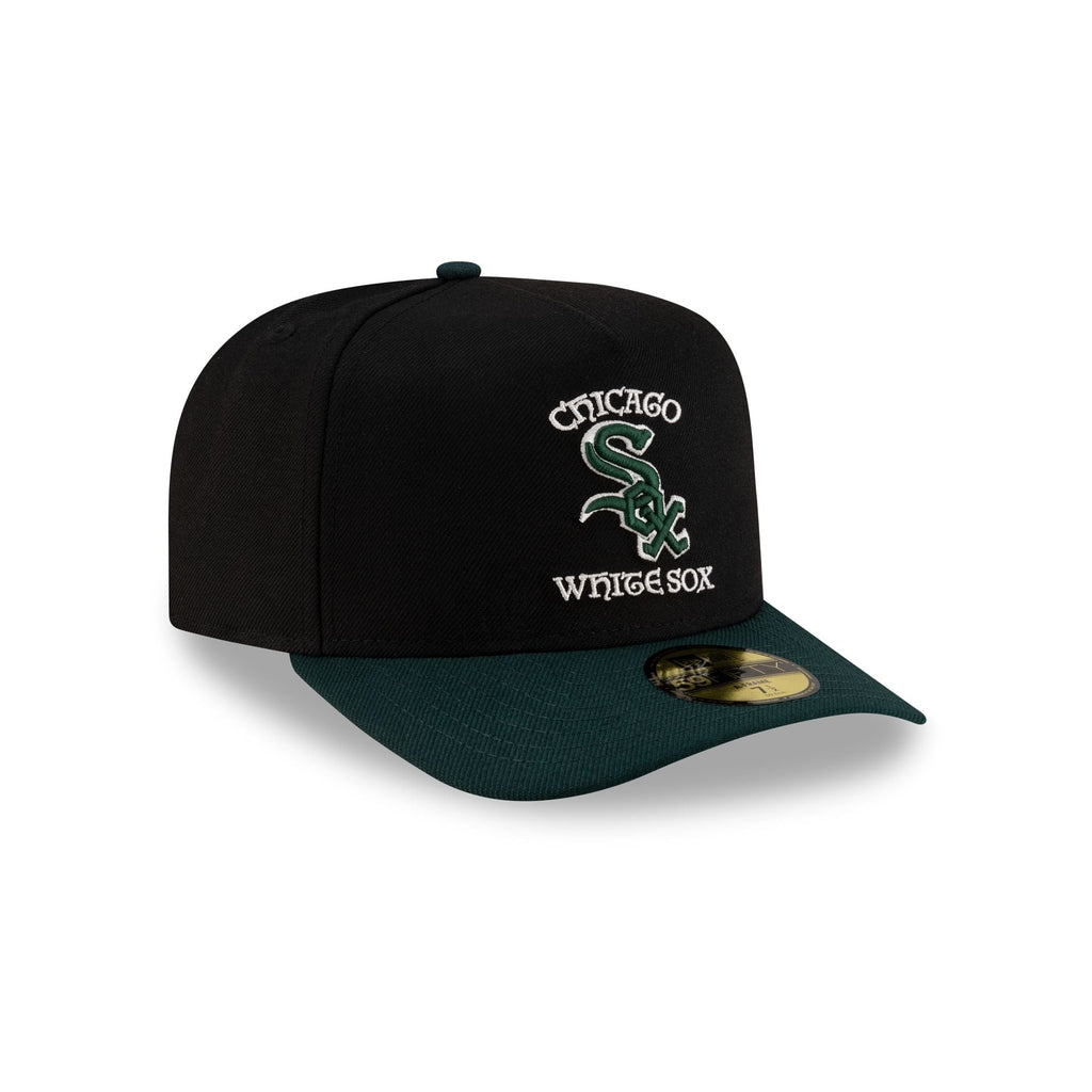 https://cdn.shopify.com/s/files/1/0601/2554/4675/files/70924252_59FIFTYAF_STPATRICKSDAY_CHIWHI_BLK_3QL.jpg?v=1740588463