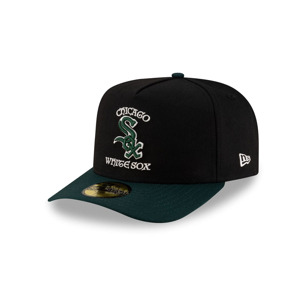 https://cdn.shopify.com/s/files/1/0601/2554/4675/files/70924252_59FIFTYAF_STPATRICKSDAY_CHIWHI_BLK_LSIDE.jpg?v=1740588463