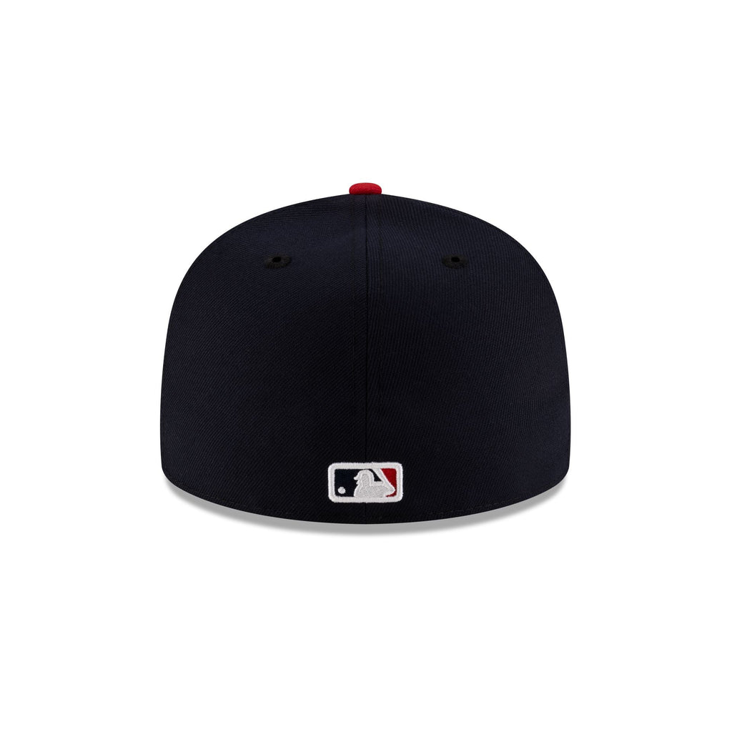 https://cdn.shopify.com/s/files/1/0601/2554/4675/files/70929171_59FIFTY_MLBMASCOT_25_ATLBRA_NAV_R.jpg?v=1741802265