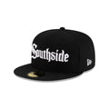 https://cdn.shopify.com/s/files/1/0601/2554/4675/files/70946223_59FIFTY_JUSTCAPS_GOTHICSCRIPT_CHIWHI_BLK_3QL.jpg?v=1749501422