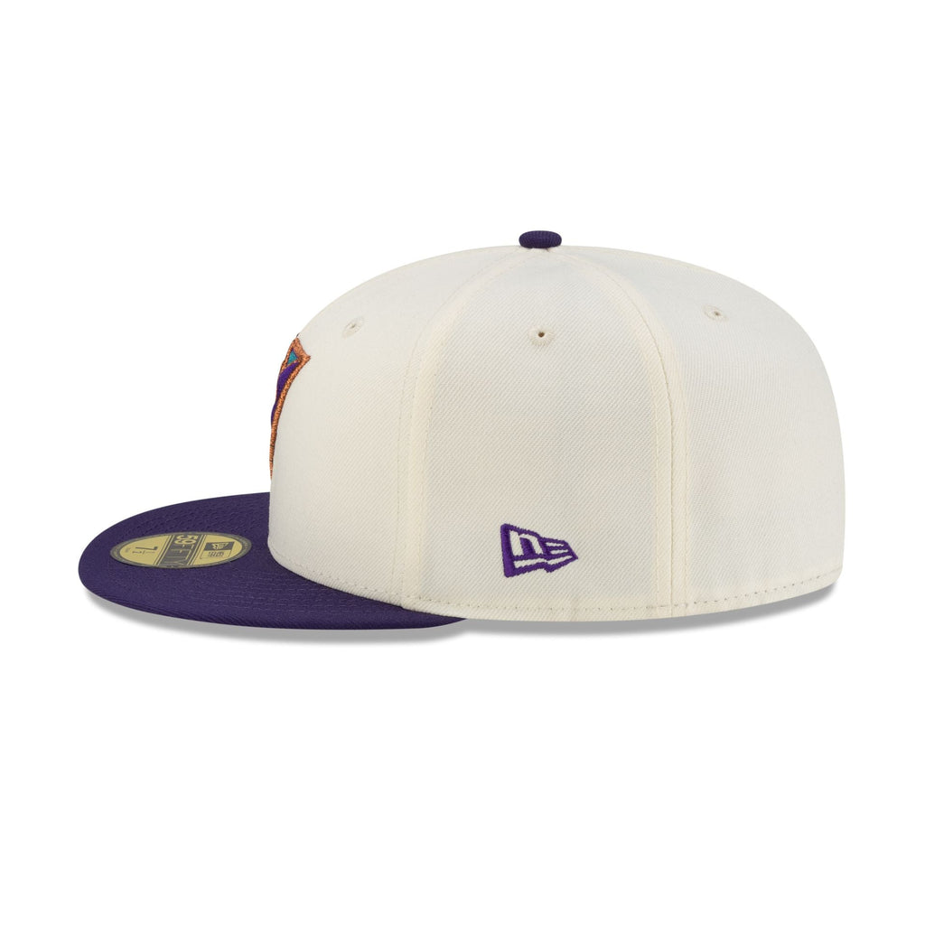 https://cdn.shopify.com/s/files/1/0601/2554/4675/files/70983902_59FIFTY_UPDOWN_ARIDIACO_WHITE_LSIDE.jpg?v=1760368555