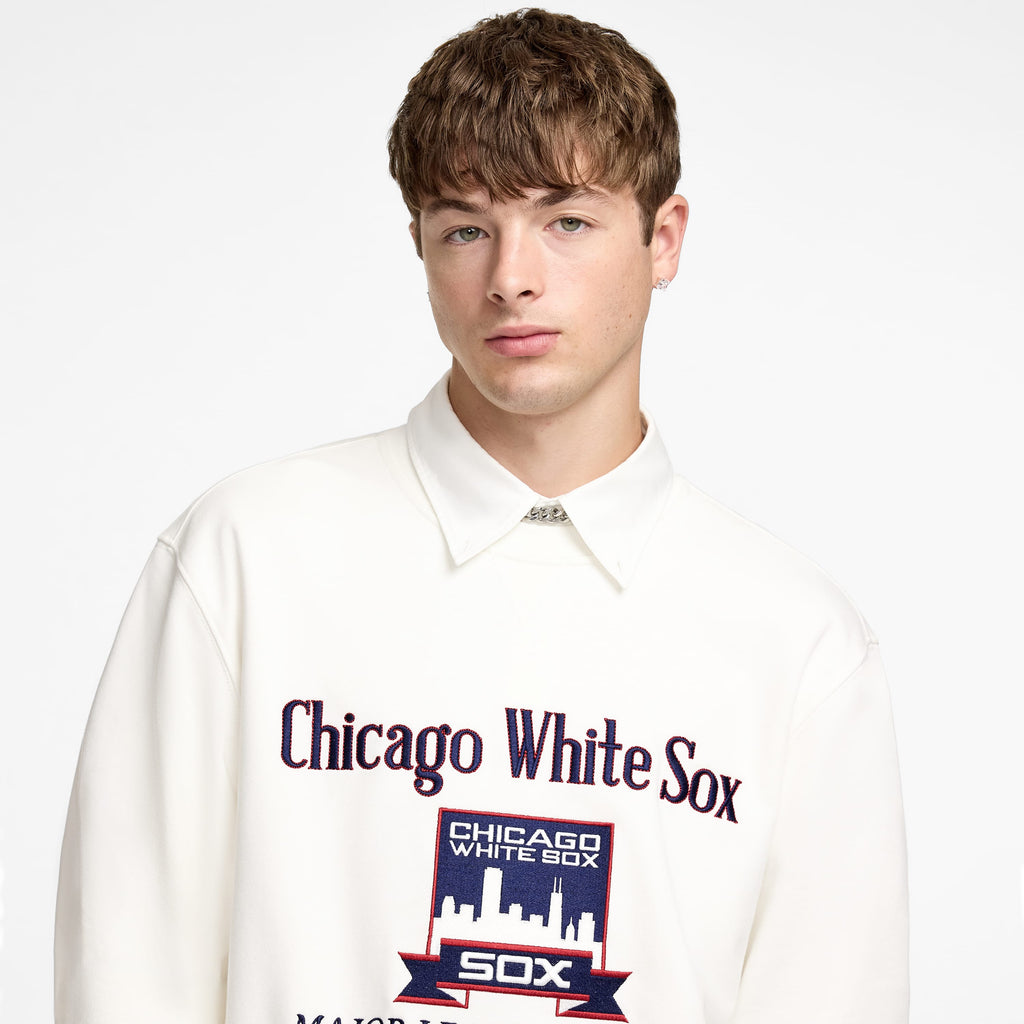 https://cdn.shopify.com/s/files/1/0601/2554/4675/files/LOOK_16_0732.jpg?v=1732112568