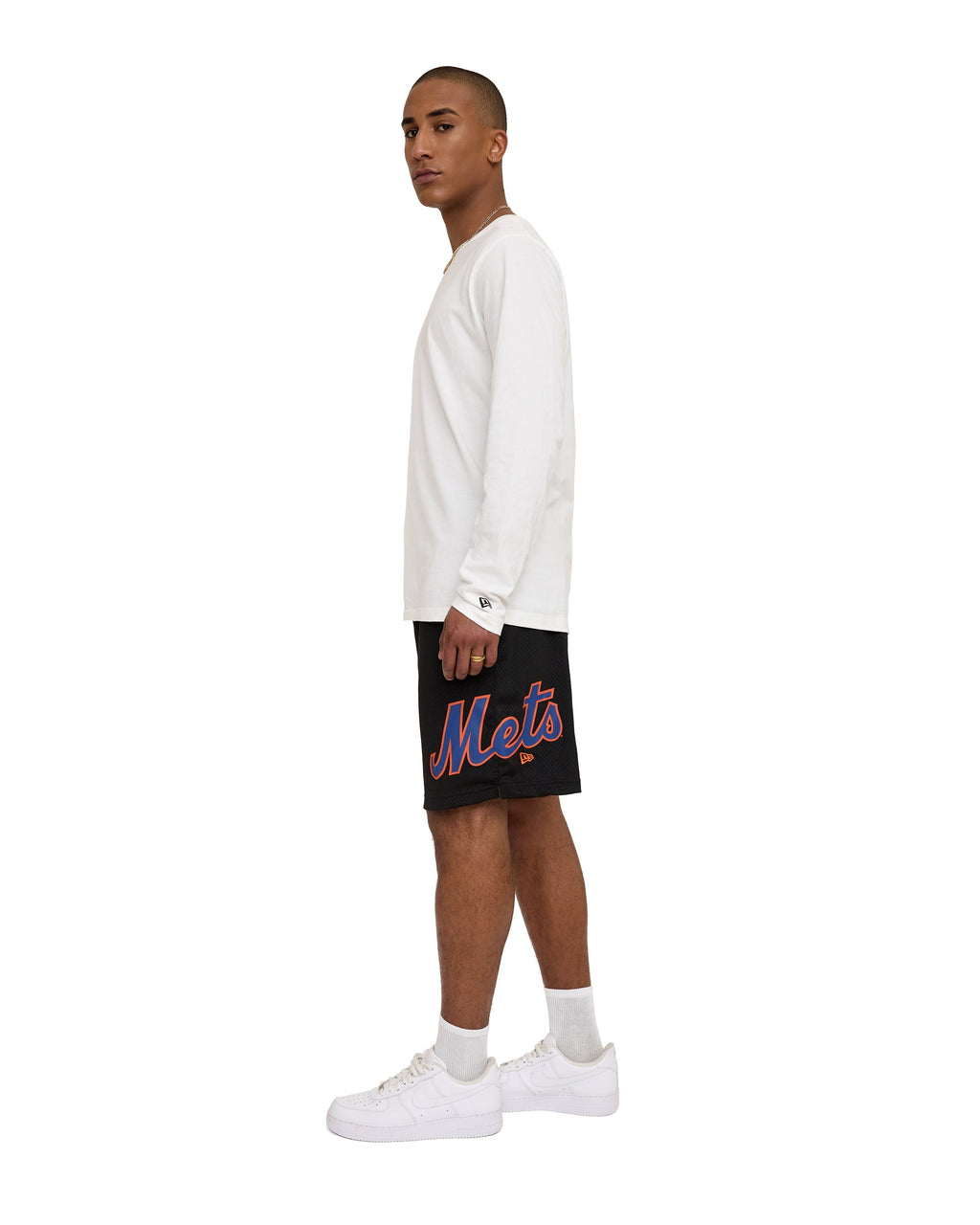 https://cdn.shopify.com/s/files/1/0601/2554/4675/files/Look_46_1413_3a682cb9-5c1a-4a8b-b988-64d970890991.jpg?v=1710254261